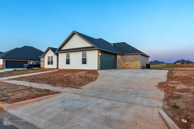 view of front facade with a garage