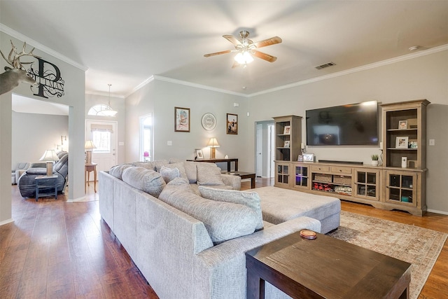 1721 Vista Ridge Dr W, Midlothian, TX 76065 - living area featuring ceiling fan, wood finished floors, ornamental molding, and baseboards