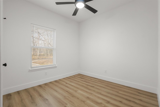 unfurnished room with light hardwood / wood-style floors and ceiling fan