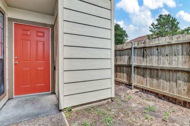 view of property entrance