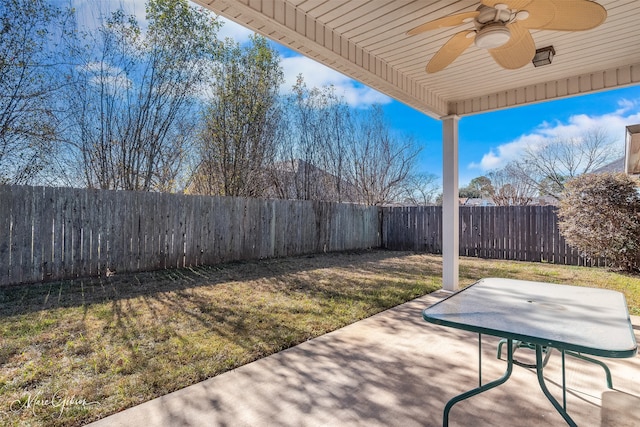 view of patio / terrace with ceiling fan