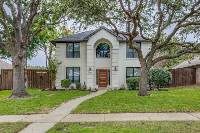 7800 Glenoaks Dr, Frisco, TX 75034 - view of front facade with a front lawn
