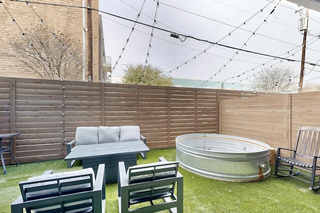 view of yard featuring an outdoor living space