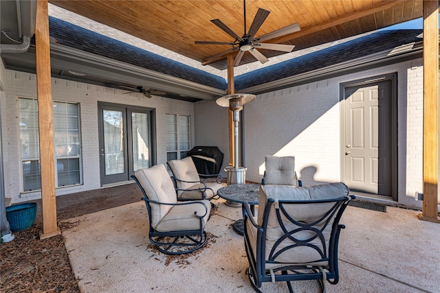 view of patio featuring ceiling fan