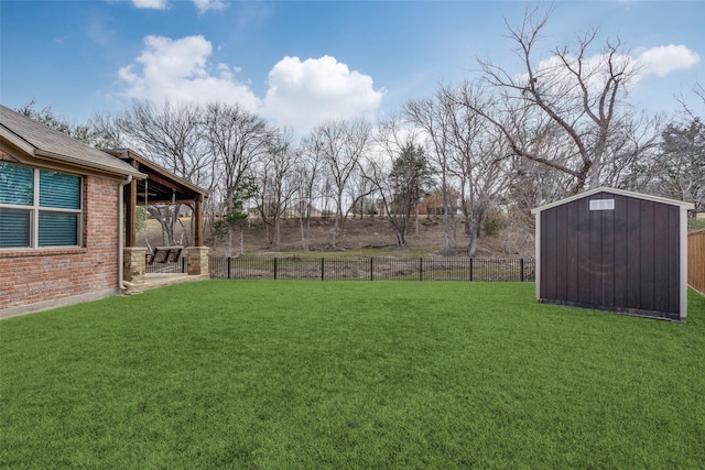 view of yard with a storage shed