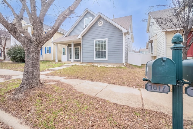 view of front of property