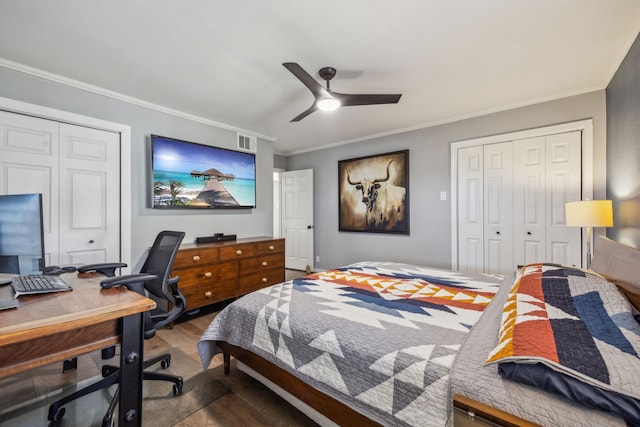 bedroom with crown molding, hardwood / wood-style flooring, and ceiling fan