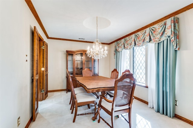 dining area with light carpet, crown molding, and a notable chandelier