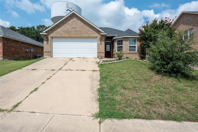 912 Hidden Oaks Dr, Burleson TX, 76028, 3 bedrooms, 2 baths house for sale