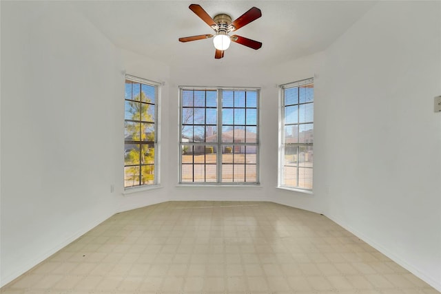 empty room with ceiling fan