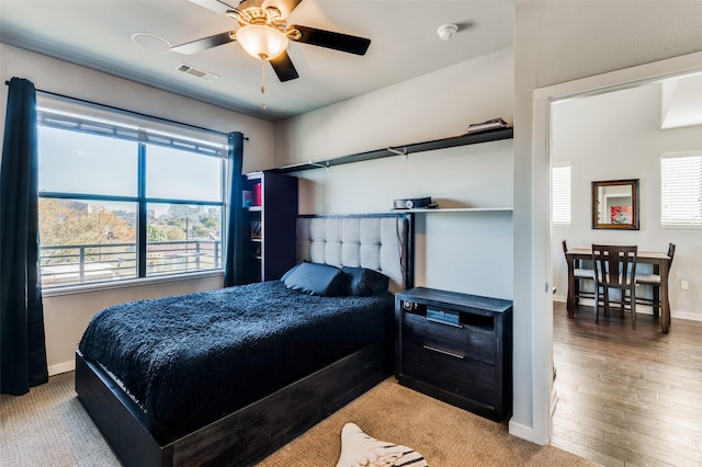 bedroom with ceiling fan