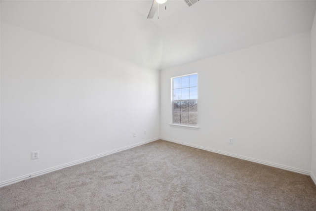 unfurnished room featuring carpet floors and ceiling fan