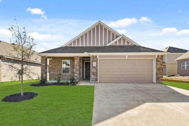 view of front facade featuring a garage and a front lawn