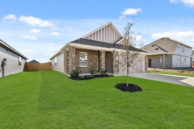 view of front facade featuring a front lawn and a garage