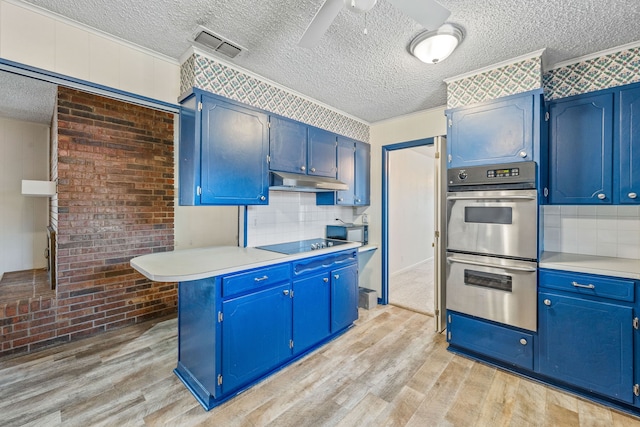 kitchen featuring backsplash, blue cabinetry, light wood-type flooring, ornamental molding, and black appliances