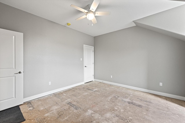 spare room with ceiling fan