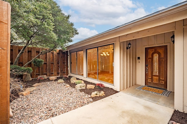 view of entrance to property