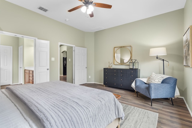 bedroom featuring dark wood-type flooring and ceiling fan