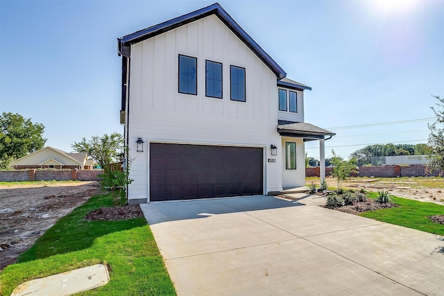 view of front of home featuring a garage