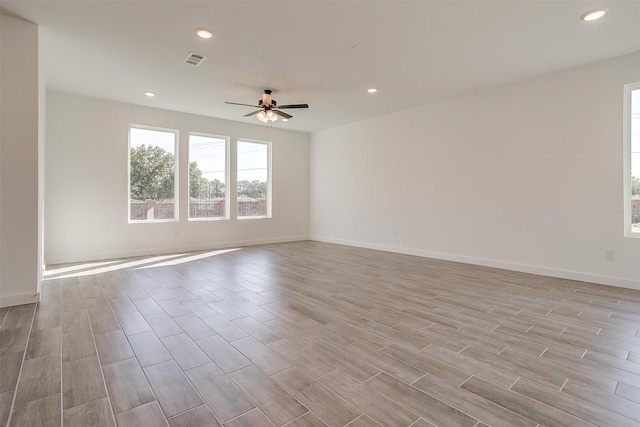 empty room with ceiling fan