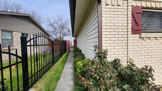 view of property exterior