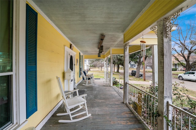 view of patio featuring covered porch