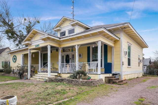 view of front of property featuring a porch