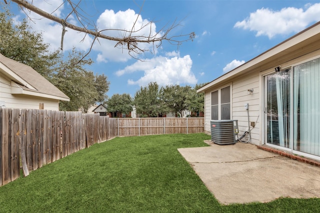 view of yard featuring a patio area and cooling unit