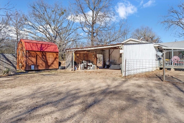 view of outbuilding