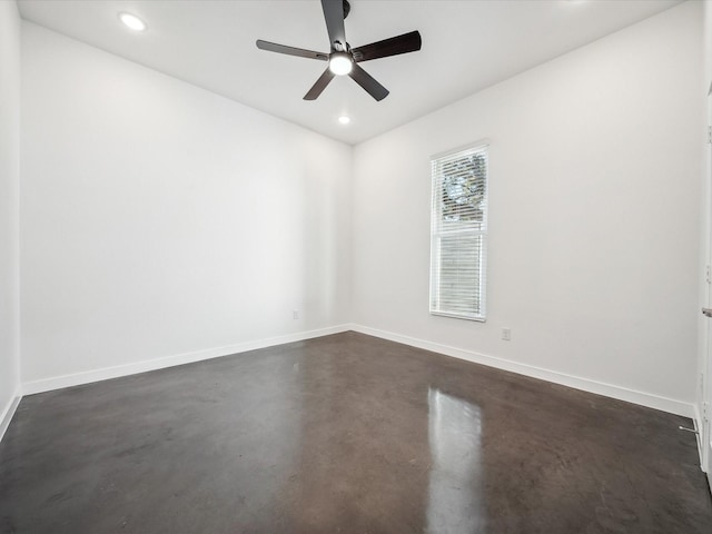 empty room featuring ceiling fan