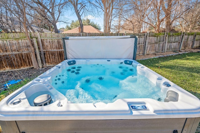 view of yard featuring a hot tub