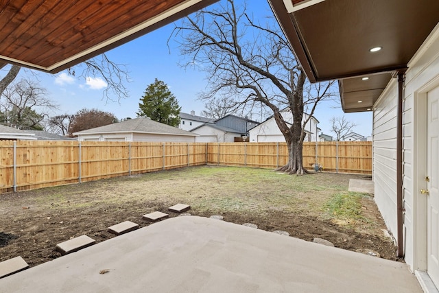 view of yard with a patio area