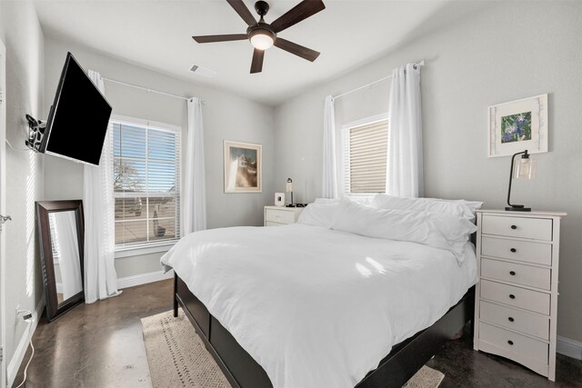 bedroom featuring ceiling fan