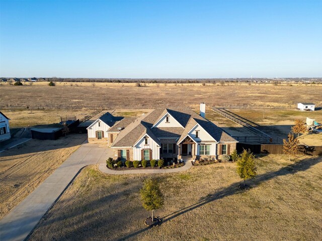 view of front of house with a front yard