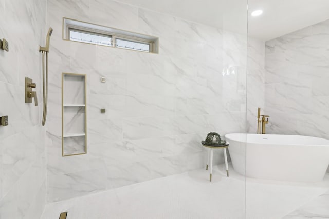 bathroom featuring a bathtub