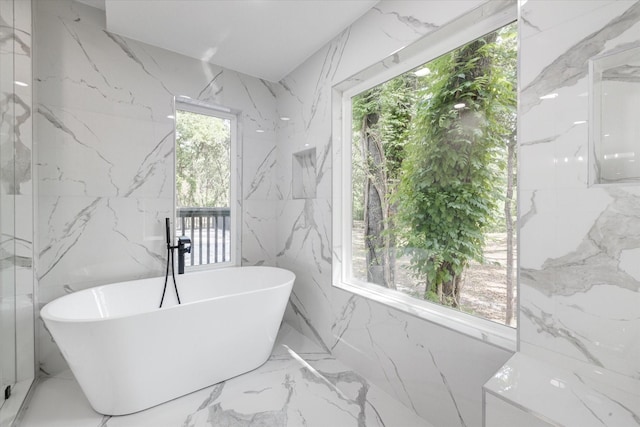 bathroom featuring a bathing tub