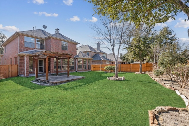 view of yard with a pergola