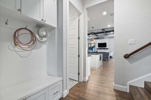 view of mudroom