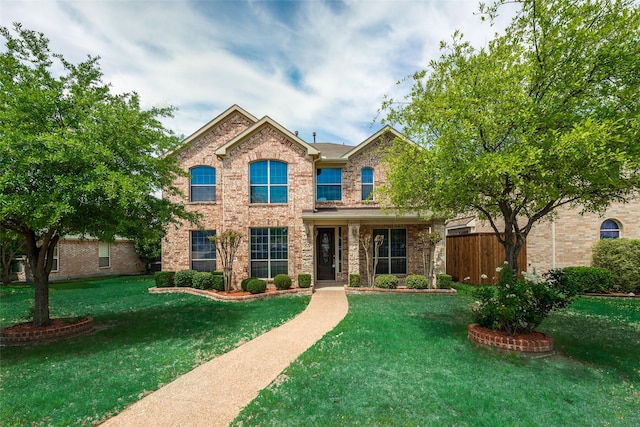 view of front of house featuring a front lawn