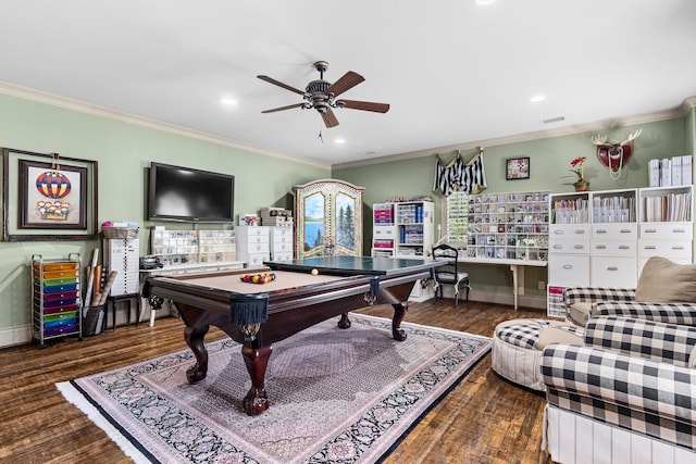 playroom with ceiling fan, pool table, dark hardwood / wood-style floors, and crown molding