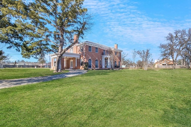 view of front of house with a front yard