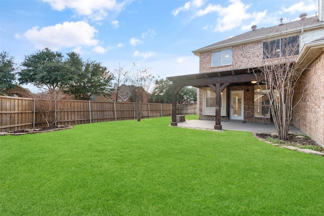 view of yard with a patio area