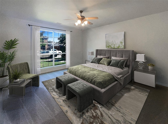 bedroom with ceiling fan