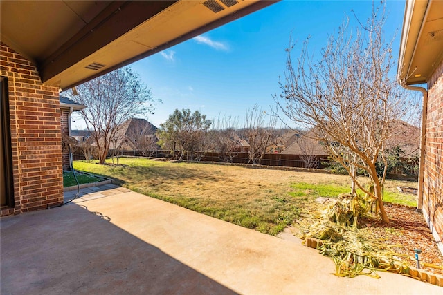 view of yard with a patio area