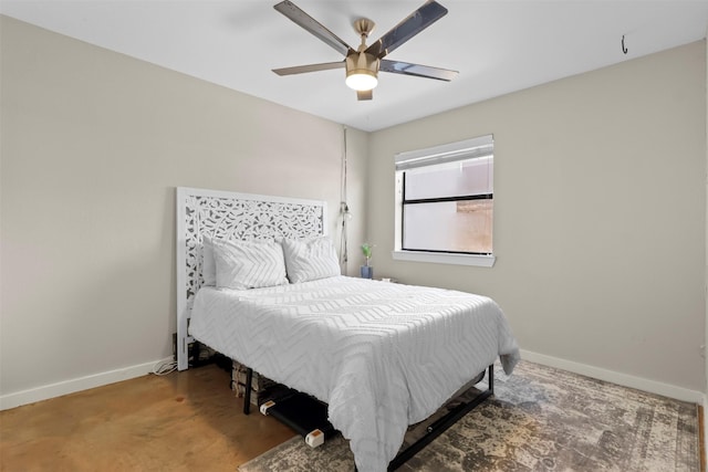 bedroom with ceiling fan