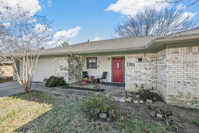 view of front of house with a garage