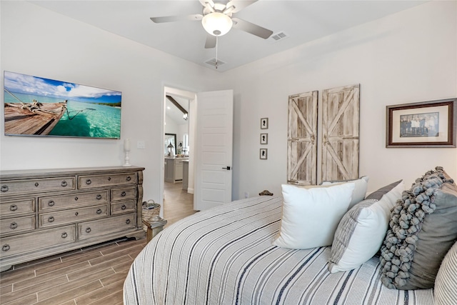 bedroom featuring ceiling fan