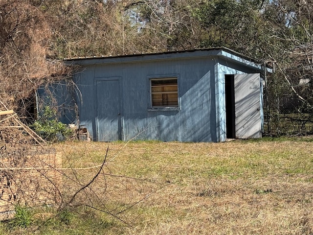 view of outbuilding