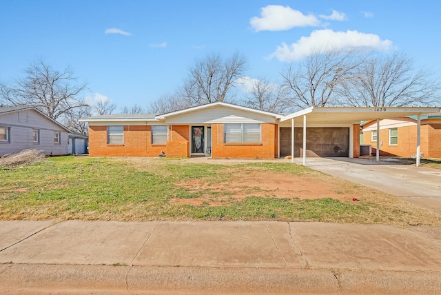 view of front of house featuring central AC unit, a front yard, and a carport