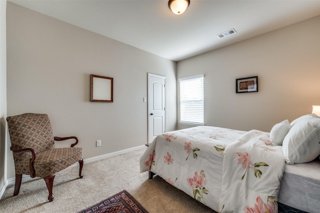 bedroom with carpet flooring